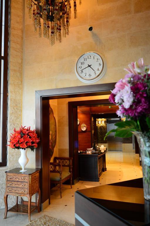 Nadine Hotel Suites アンマン エクステリア 写真