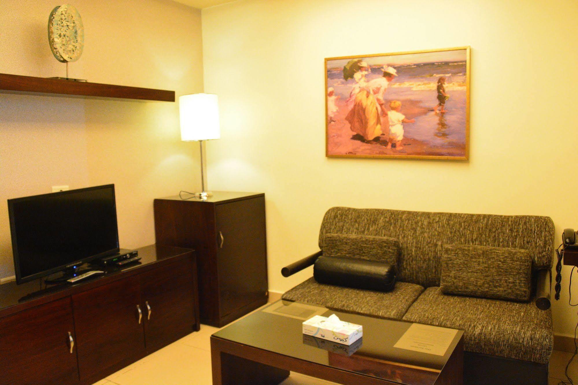 Nadine Hotel Suites アンマン エクステリア 写真